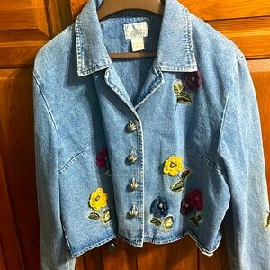 VTG Christopher & Banks‎ Jean Jacket Large embroidered flowers metal buttons